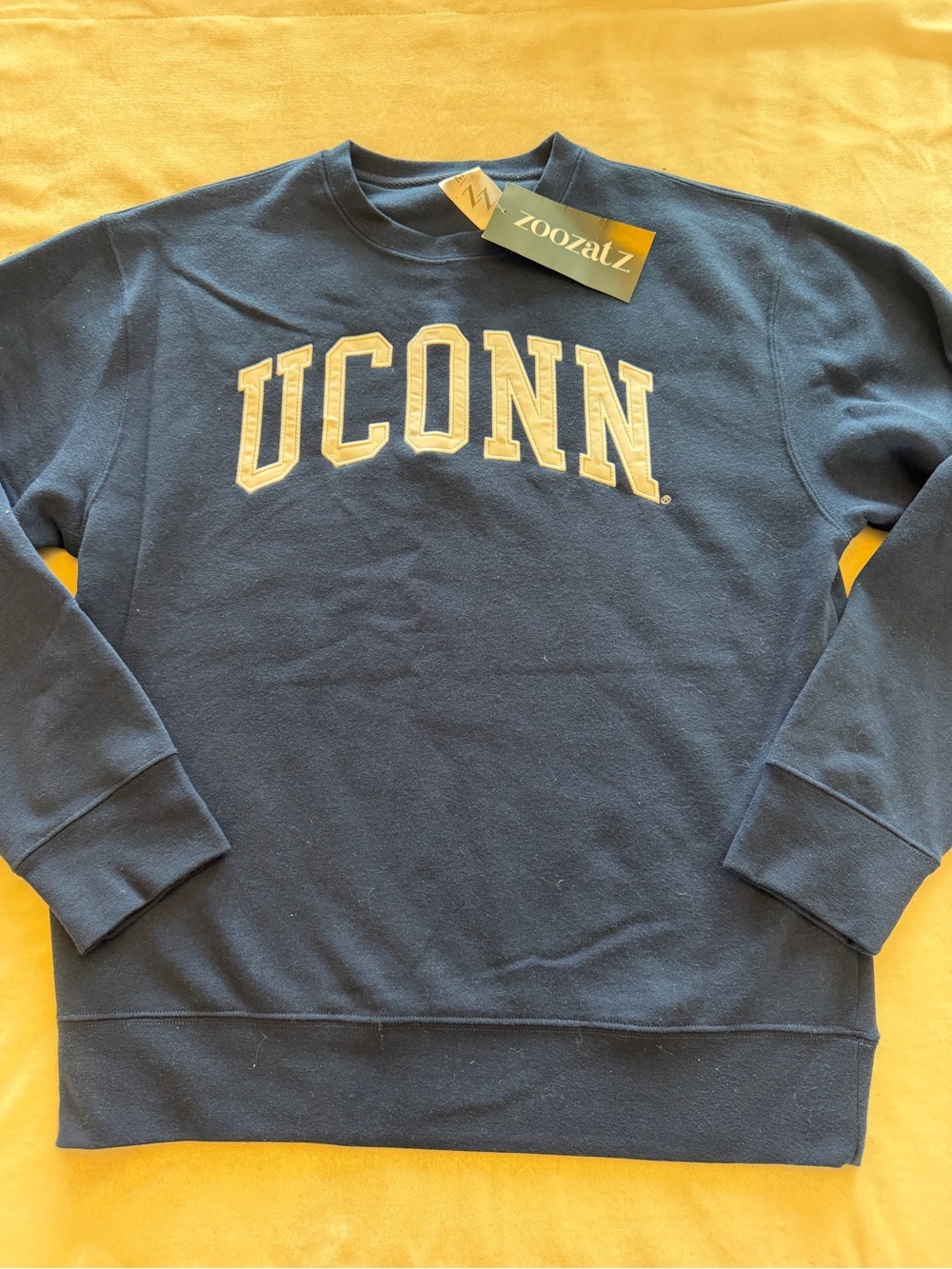 NWT UConn Zoozatz Navy Crewneck Sweatshirt Medium